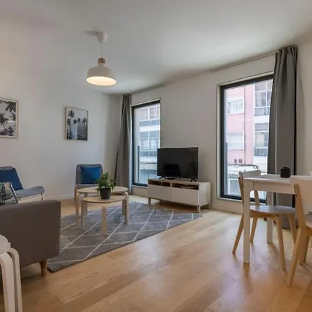 Апартаменты Campolide 2 Bedroom Delight By Innkeeper