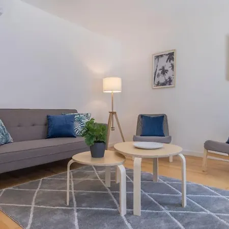 דירה Campolide 2 Bedroom Delight By Innkeeper ליסבון